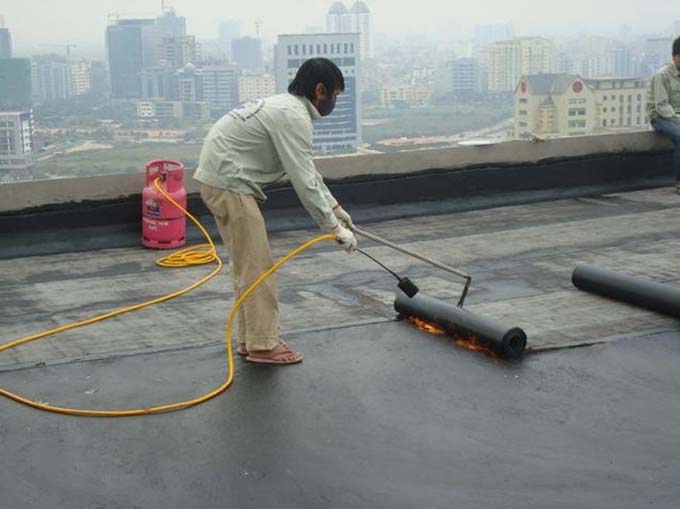 Quy trình chống thấm bể bơi trên cao chuẩn kỹ thuật